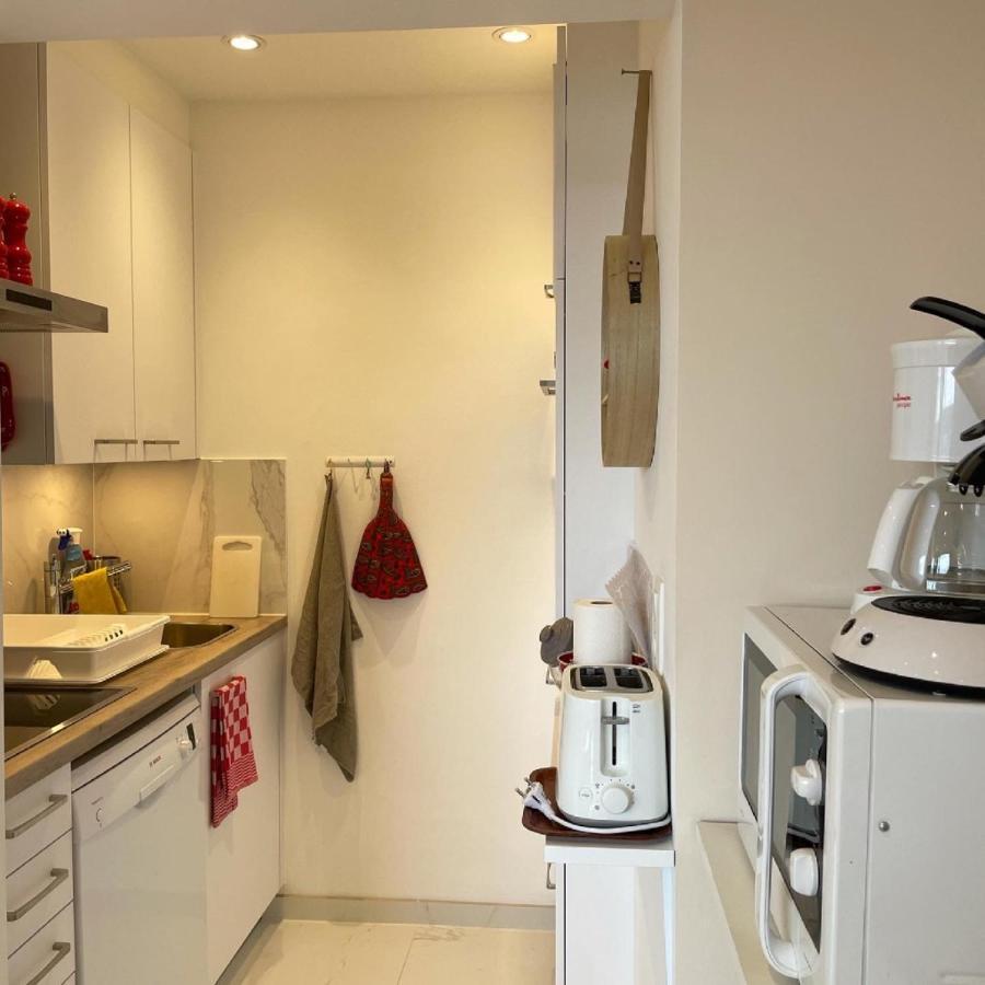 Apartamento Studio Vue Sur Meuse Namur Exterior foto