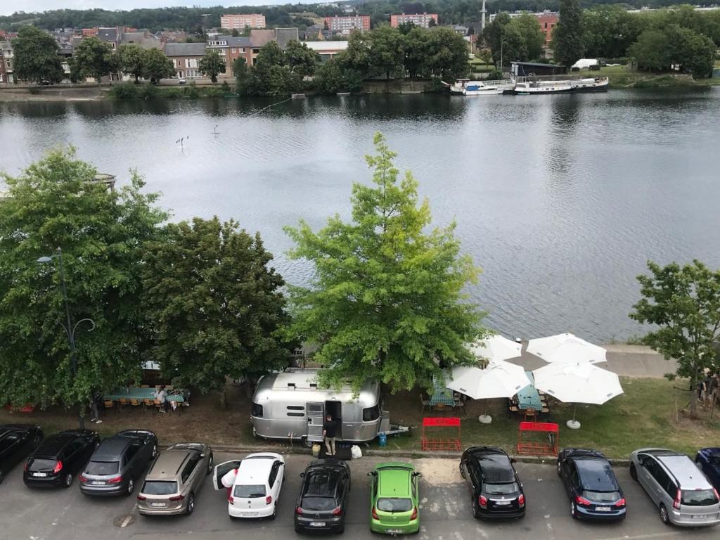Apartamento Studio Vue Sur Meuse Namur Exterior foto