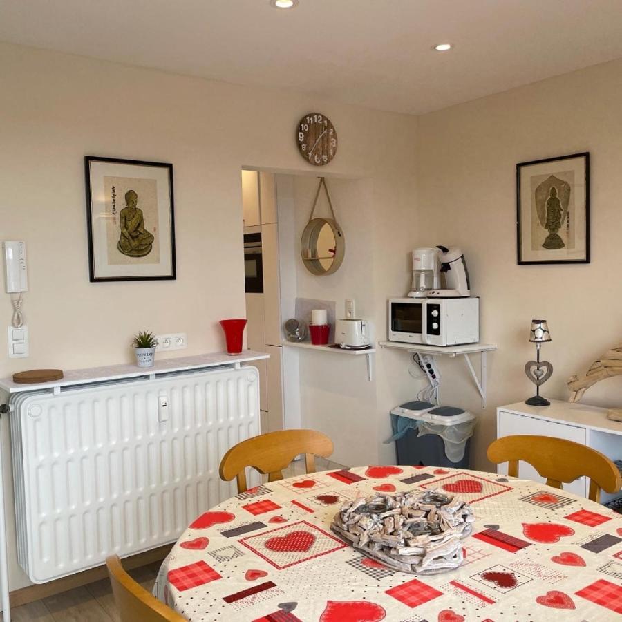 Apartamento Studio Vue Sur Meuse Namur Exterior foto